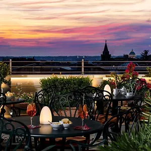 4* Hotel Marcella Royal - Rooftop Garden